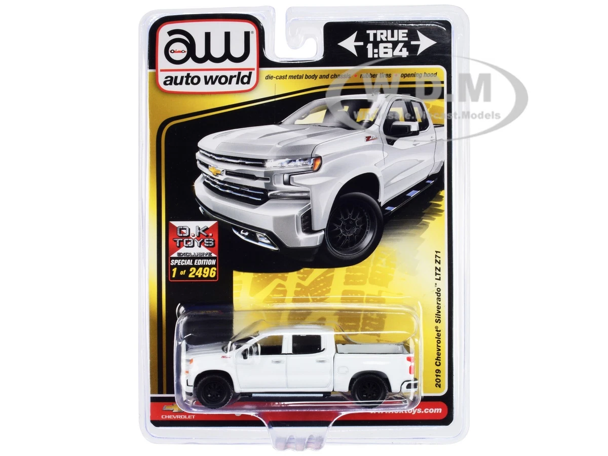 2019 CHEVROLET SILVERADO LTZ Z71 PICKUP WHITE 1 64 DIECAST BY AUTO