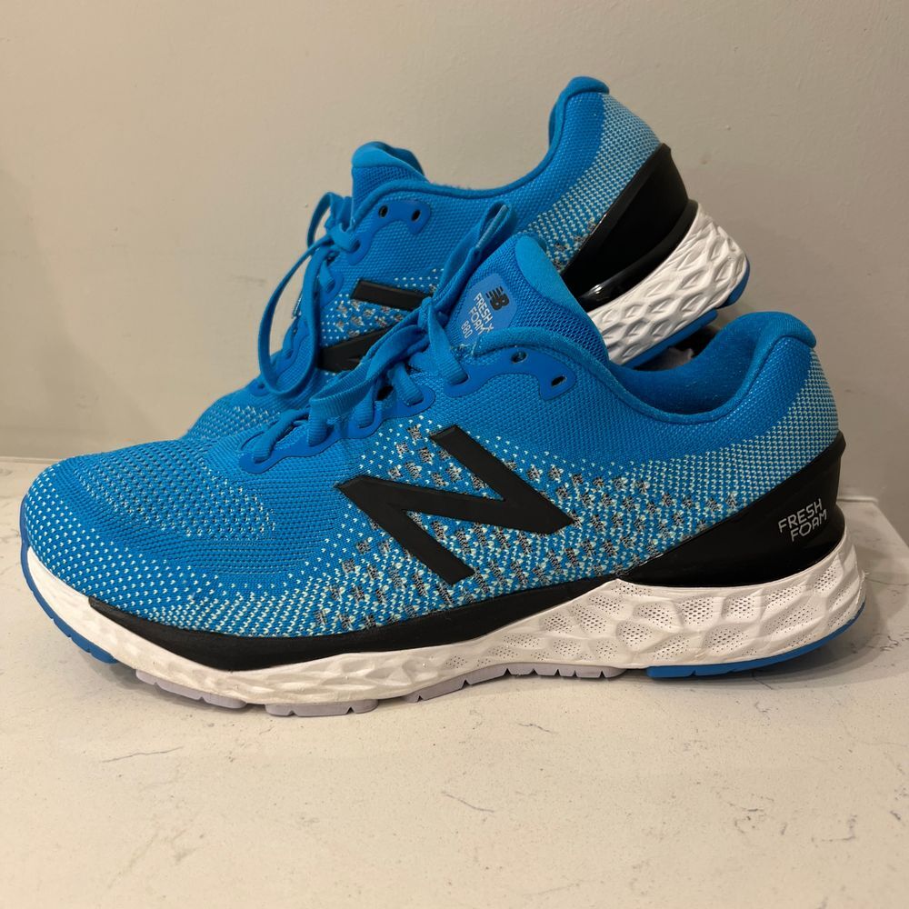 New Balance Fresh Foam 880v10 Mens 11 Shoes Performance Athletic Sneakers