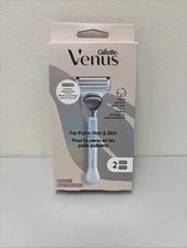 Venus For Pubic Hair & Skin Razor - Handle + 2 Razor Blade Refills B57-30
