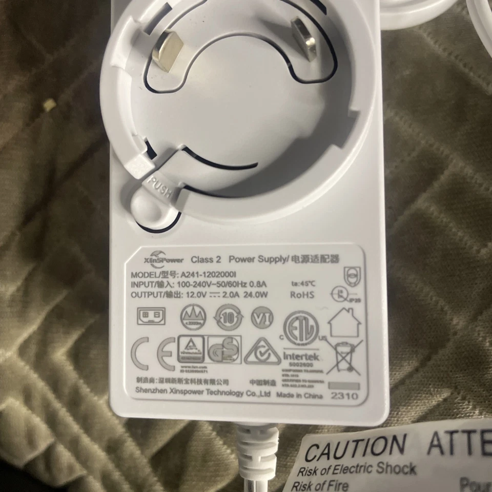 Cargador de Batería y Transformador Persianas Motorizadas Modelo: Transformador AMP 1.1 Nm 12v Foto 2 de 3