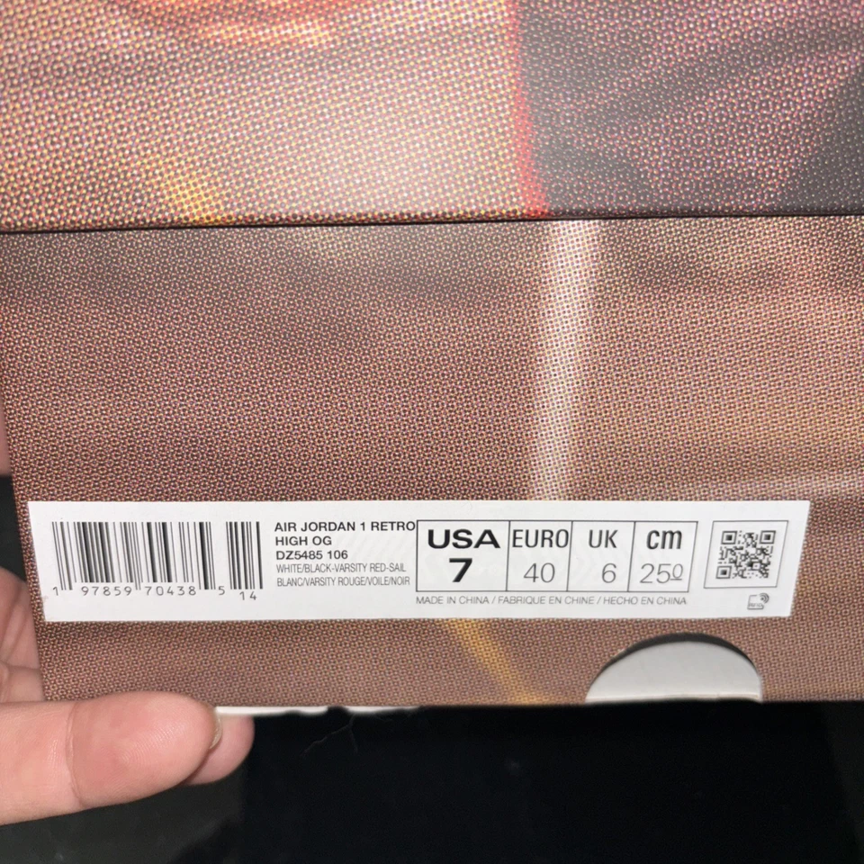 Talla 7- Air Jordan 1 Retro OG Puntera Alta Negra Reimaginada Nuevo en Caja Foto 2 de 4