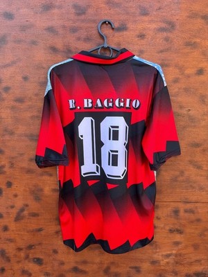 AC MILAN GRAPHIC FOOTBALL SHIRT ROBERTO BAGGIO #18 1996 SIZE L