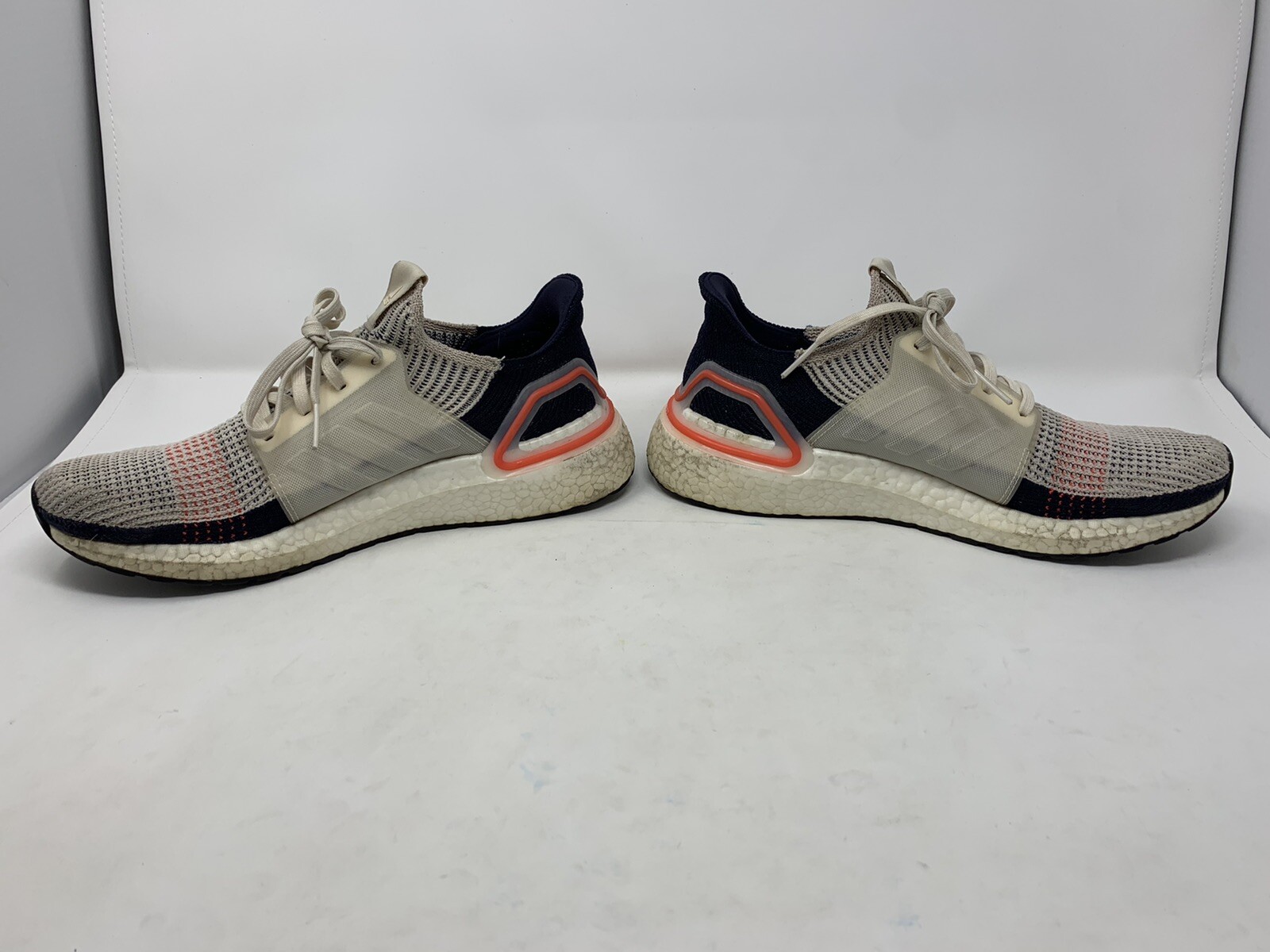 b37705 adidas