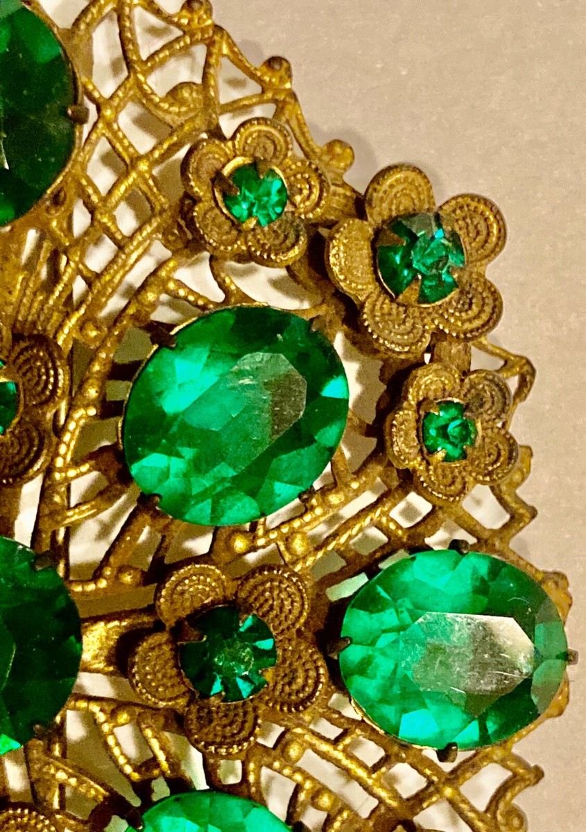 BROCHE ART DÉCO XXL En Laiton Argenté Avec Strass Vert - Style Vintage - Occasion Très Bon état