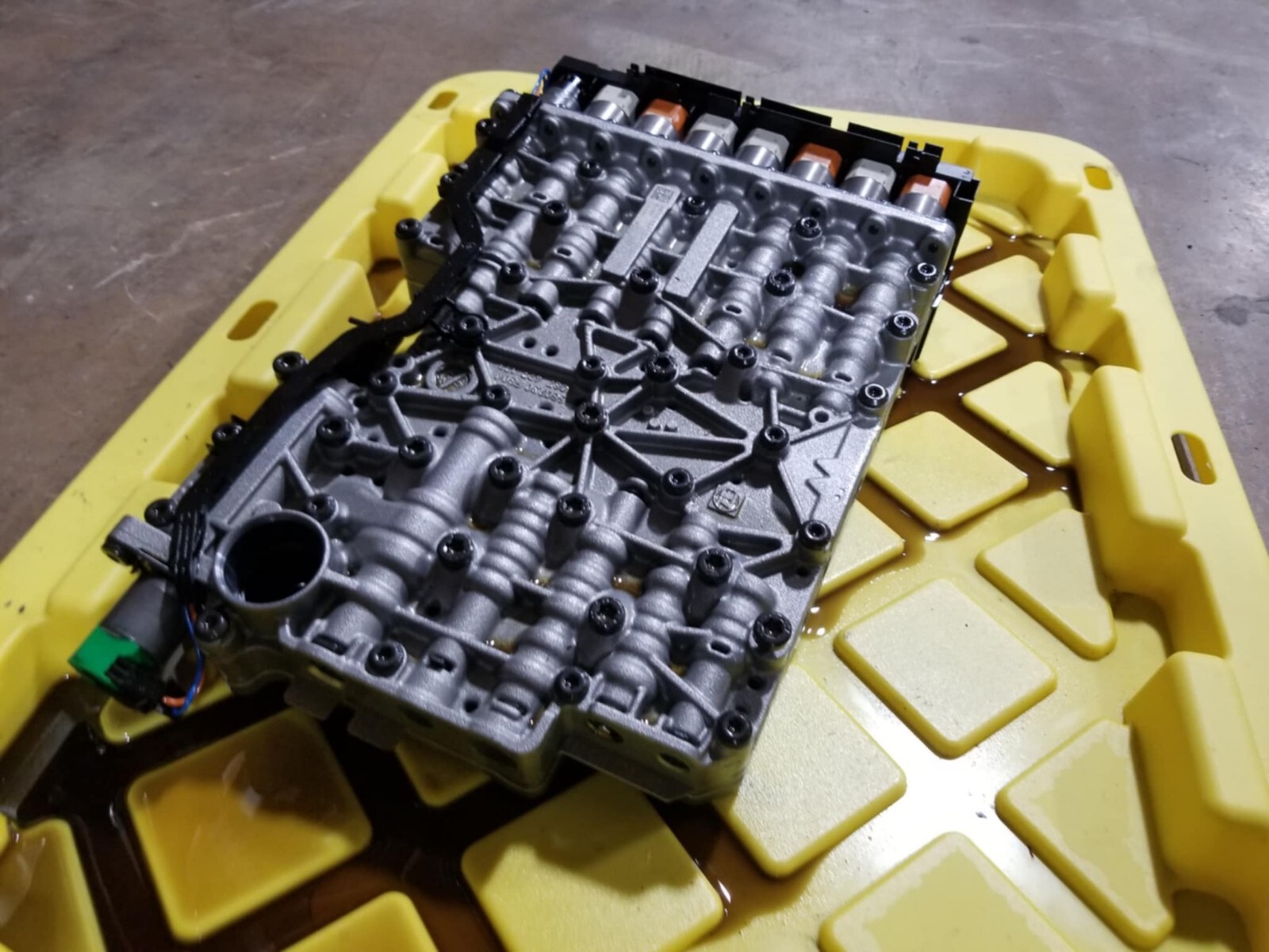 2014-2017 MASERATI GHIBLI AUTOMATIC TRANSMISSION VALVE BODY OEM RWD #116