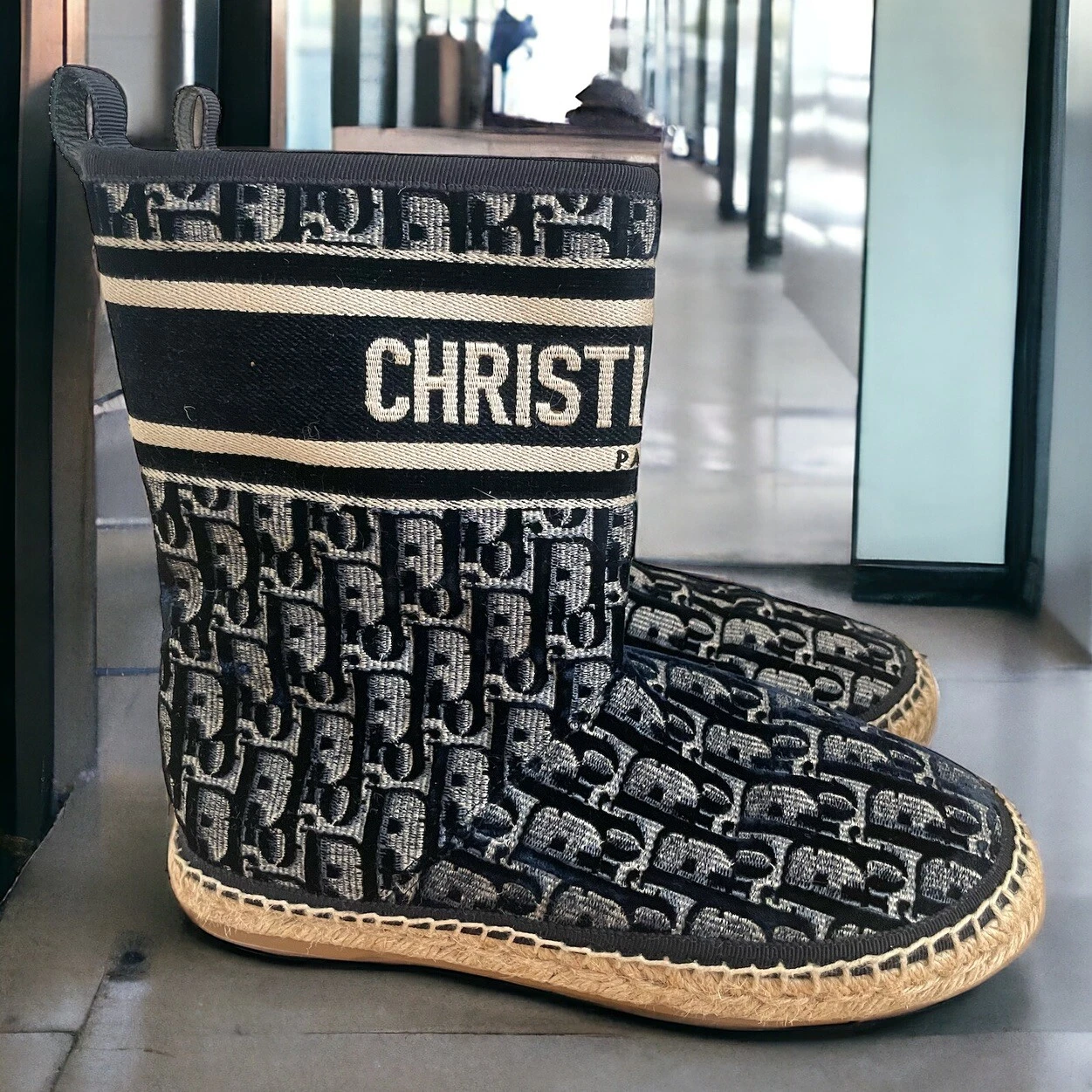 Bottes Christian Dior Logo Granville Oblique Shearling taille 36,5