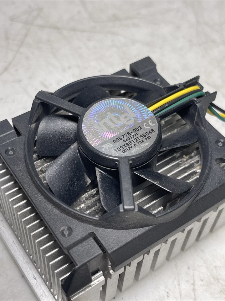 FAN, INTEL A06776-002 109X9612T5S046 DC12V 0.23A PAT - Image 3 of 4