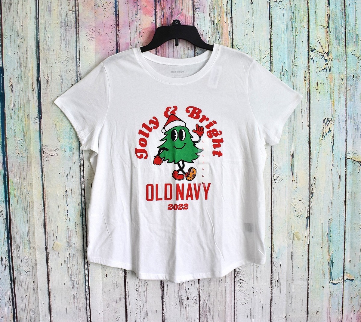 Women's Old Navy EveryWear Graphic T-Shirt LARGE White Holiday Short Sleeve  NWT