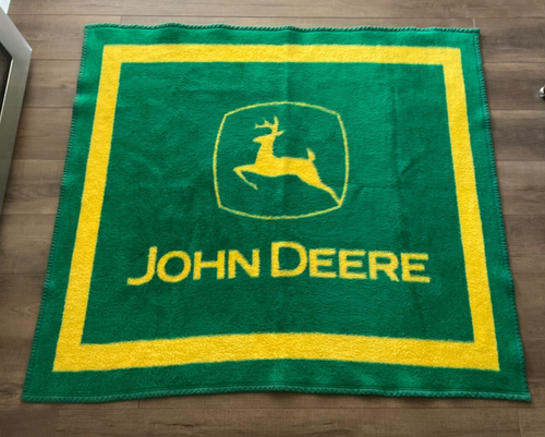 John Deere Fleece Throw Biederlack Blanket USA 53.5” X 47” Big Deer Logo - Picture 4 of 10