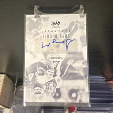 2018 Panini Luminance Football Cards 11