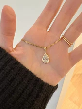 1.50 Ct Pear Cut IGI Lab Grown Diamond Teardrop Necklace Pendant 14k Yellow Gold