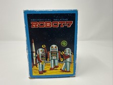 Mechanical Walking Robot-7 - Collector Series - Metal Robot