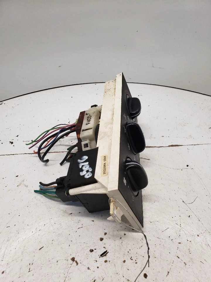 Control de temperatura manual Control de temperatura compatible con 93-96 GRAND CHEROKEE 1370345 Foto 2 de 4