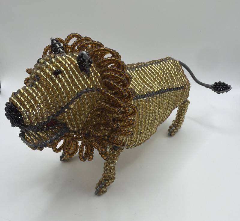 Beaded Glass Bead & Wire Lion Figurine Decorative Sculpture Handmade 7”