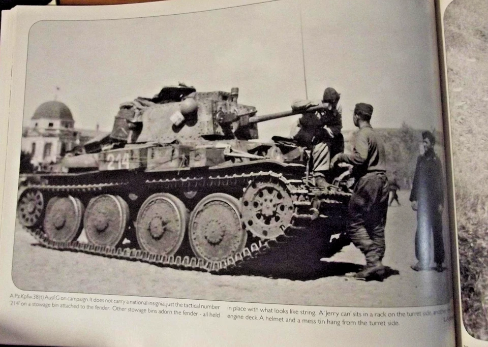 Fotos from the Panzertruppen: The Early Years-by  Lee Archer -2008 - Immagine 4 di 4