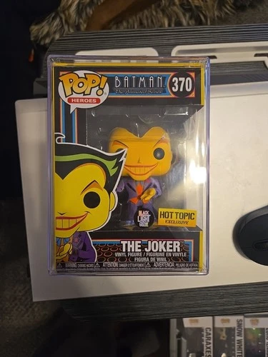 Funko Pop DC Heroes 370 Batman Animated Black Light Joker Hot Topic