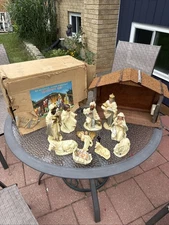 VTG Wales Music Box Nativity Set Hand Painted Japan 1950s Ceramic Figures w/ Box