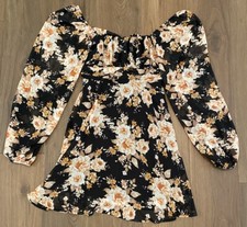 NWT Blu Pepper Long Sleeve Cut Out Tie Back Floral Mini Dress Size Small Lined