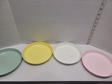 Ikea Kalas Children's Dinner Plates Set Of 4 Multicolored EUC 8 Diameter