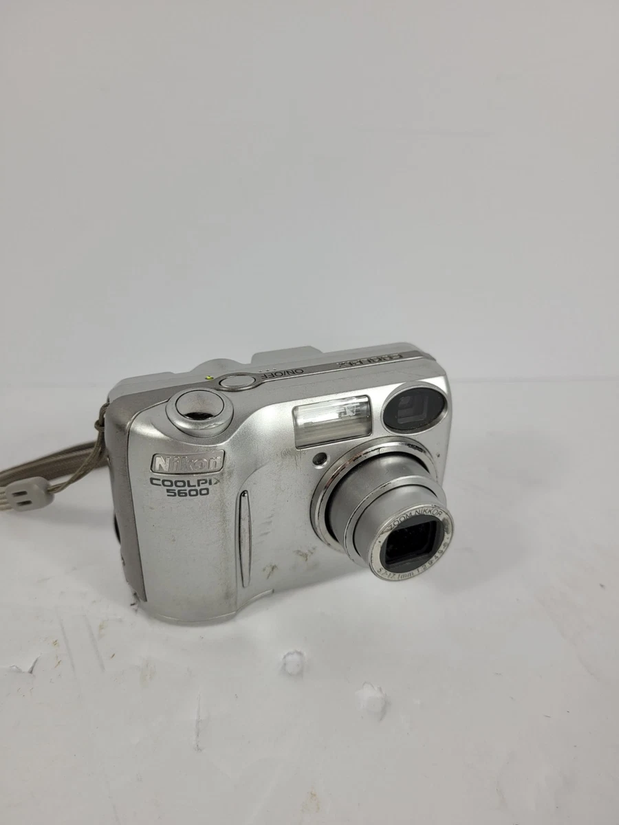Nikon COOLPIX 5600 Digital Cameras for Sale | Shop New & Used