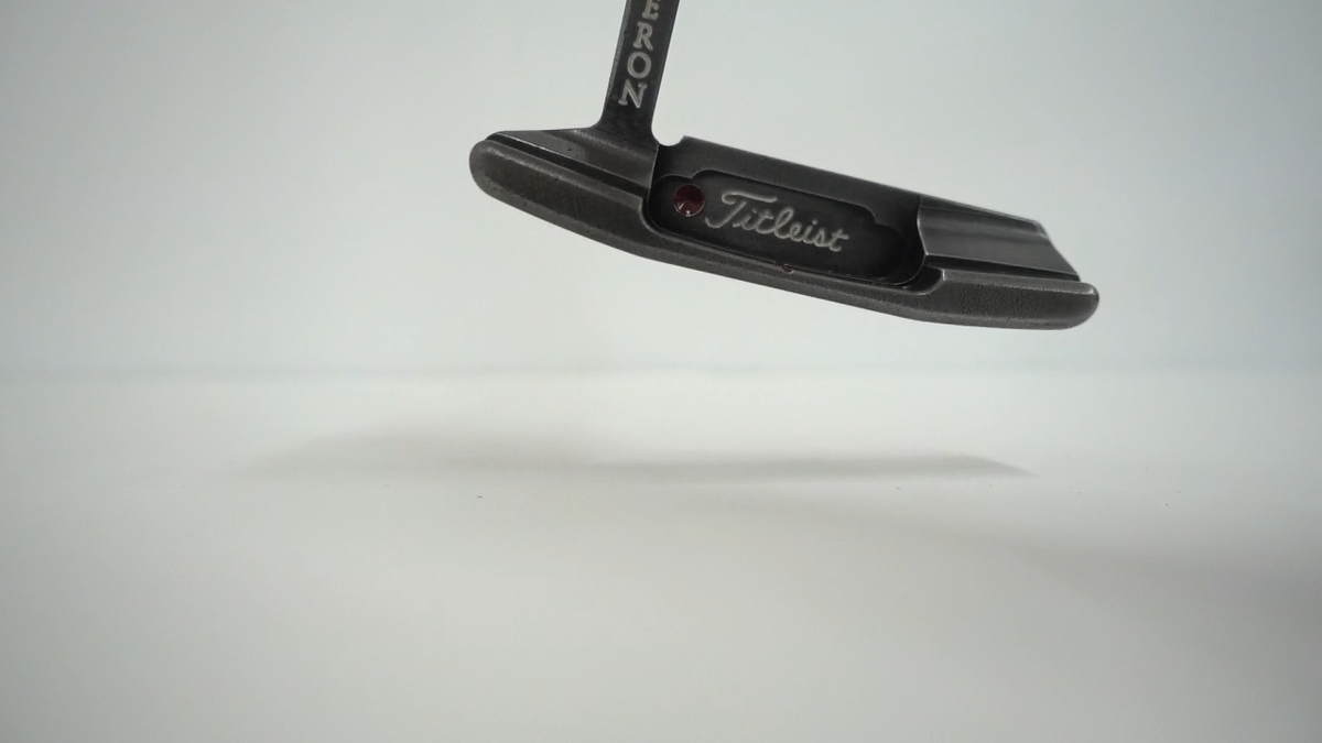 The Art of Putting Newport Two パター SCOTTY CAMERON THE ART OF PUTTING NEWPORT TWO RED DOT 34in Putter