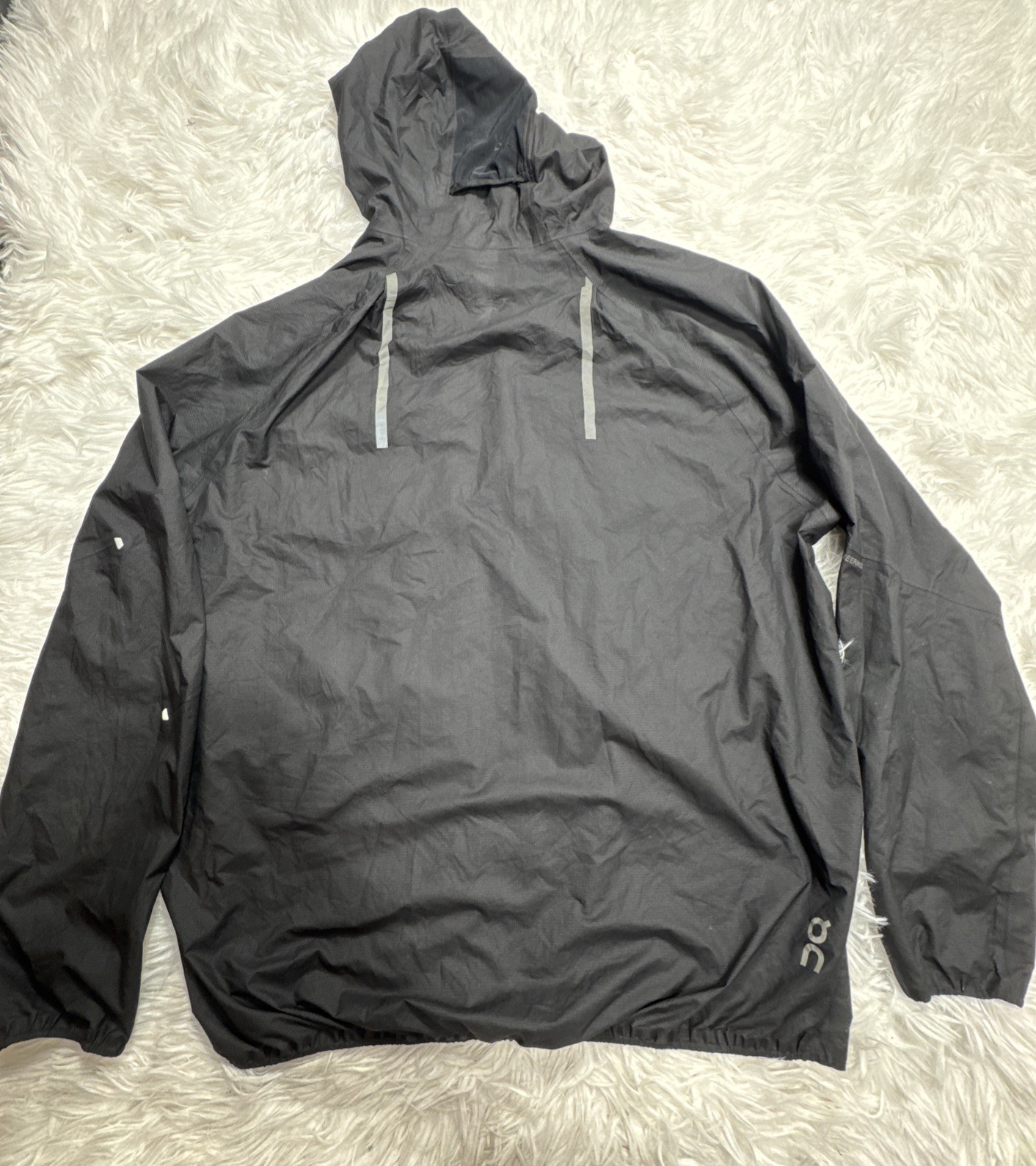 On Cloud Running Ultra Jacket Men’s XL Black Packable Lightweight Waterproof 2.5