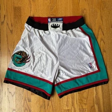 2000-2001 vintage Vancouver Grizzlies Authentic Reebok Game Shorts nba sz 38 2XL