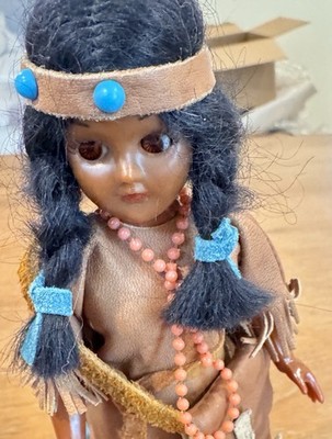 Vintage Indianer handgefertigte OGLALA SIOUX RESERVAT HERITAGE PUPPE 8''