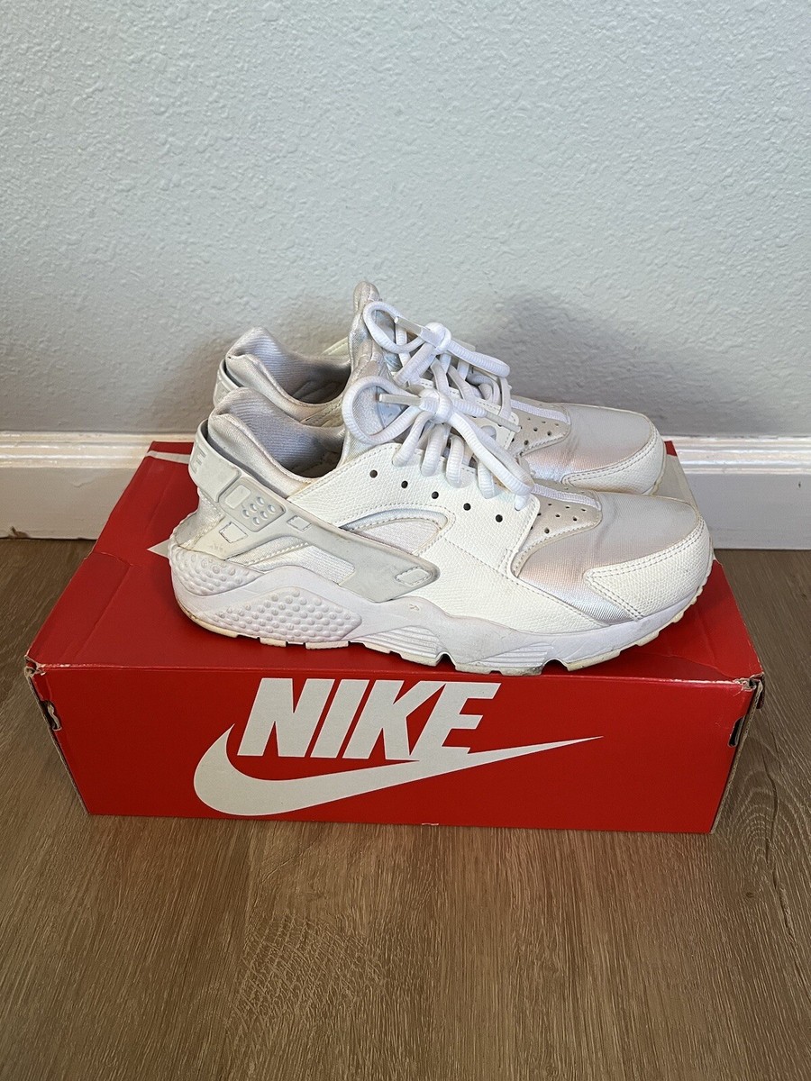 nike huarache ultra triple white