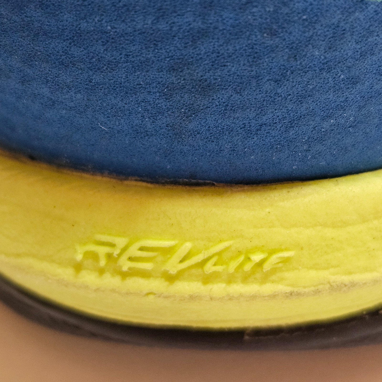 SAOLA Scarpe New Balance Minimus Trail MT uomo taglia 8 piedi nudi suola Vibram blu giallo