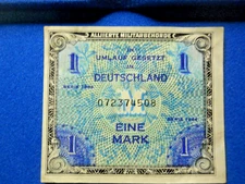 WW II Alliierte Deutschland Military Currency Eine (One) Mark Series 1944