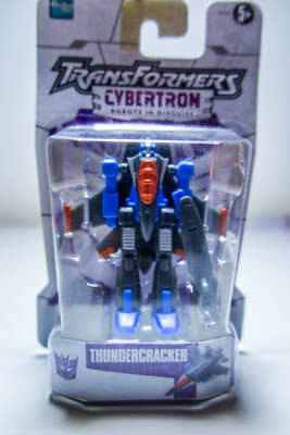 HASBRO Transformers Cybertron 2005 Legends Class THUNDERCRACKER COMPLETE!!