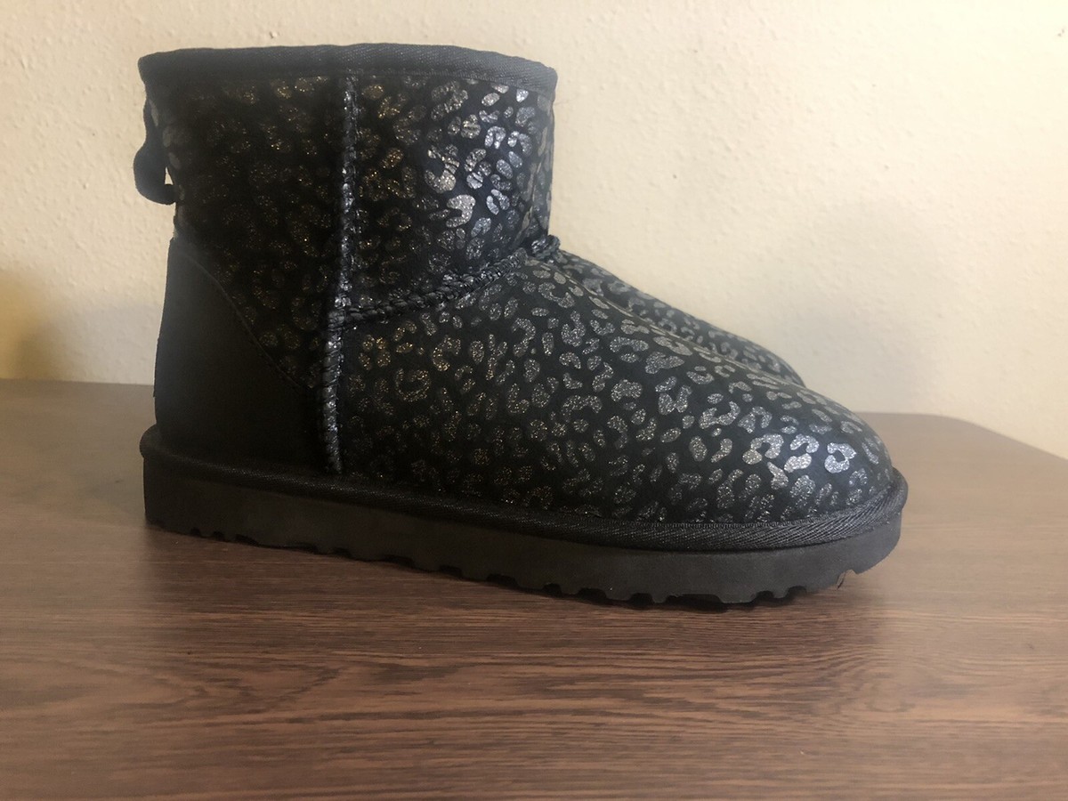 ugg women's classic mini snow leopard ankle boot