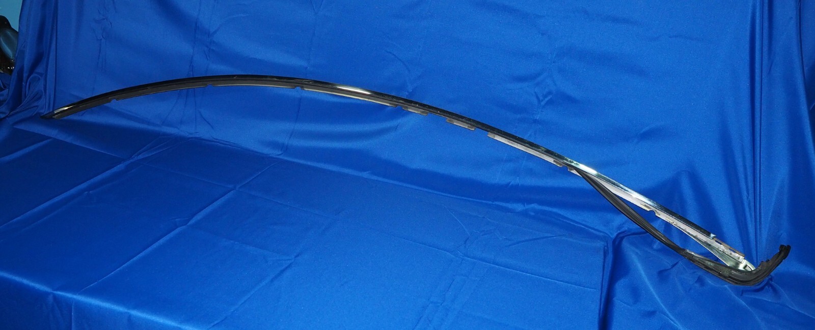 2010-2020 Aston Martin Rapide Driver Left Upper Door Molding Chrome Trim Nice OE