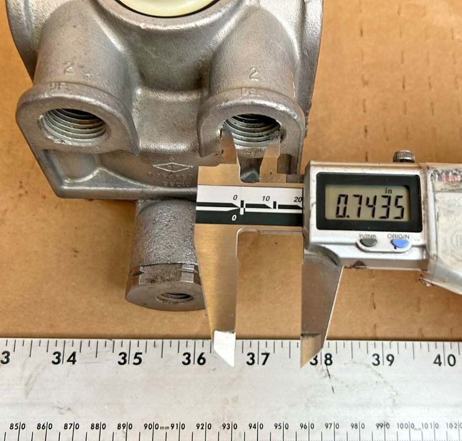 Bendix R-14 Relay Valve P/N T-294826-A, T-294859-D | eBay