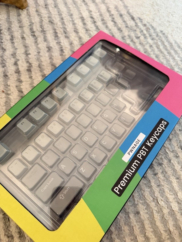 PWNAGE Premium PBT Keycaps- Grey Gradient