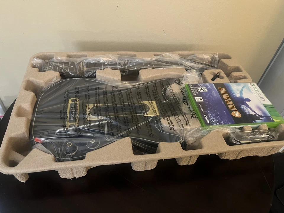 Guitar Hero Live Bundle con guitarra (Microsoft Xbox 360, 2015), NUEVO Foto 4 de 4