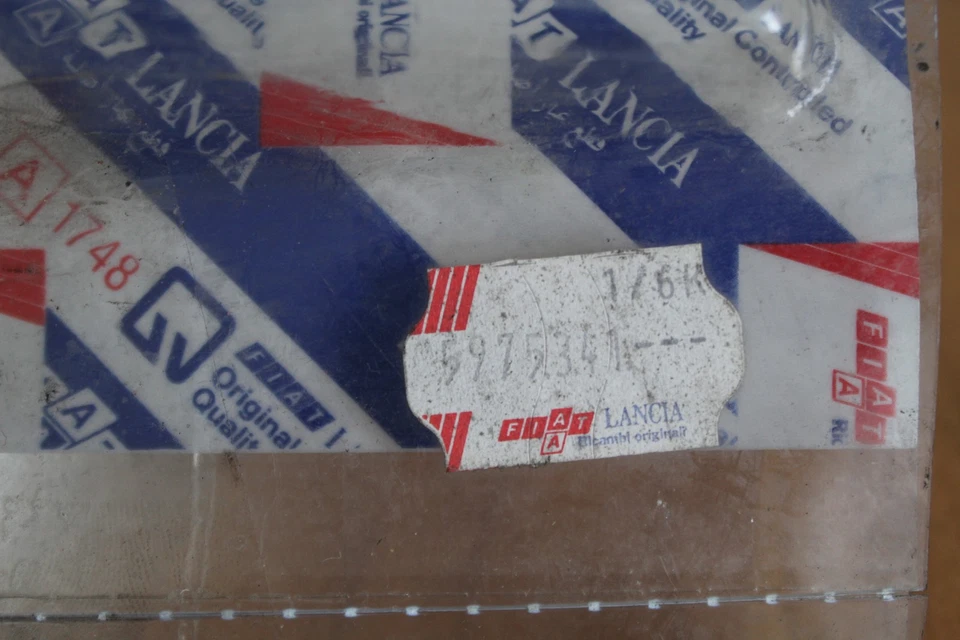 Drain Valve For Fiat 124 Special 125 131 132 Original 5975341 - Image 3 of 4