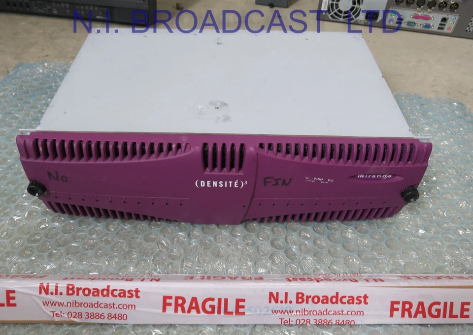 Miranda densite 3 frame with 8x HD das, 5x XVP3901 3G/ HD up / down converter c - Image 3 of 4