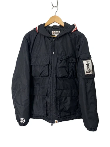 A BATHING APE (BAPE) Giacca A BATHING APE nera M usata
