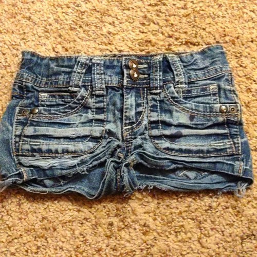 Jordache Girls size 5 ripped jean short shorts distressed medium wash