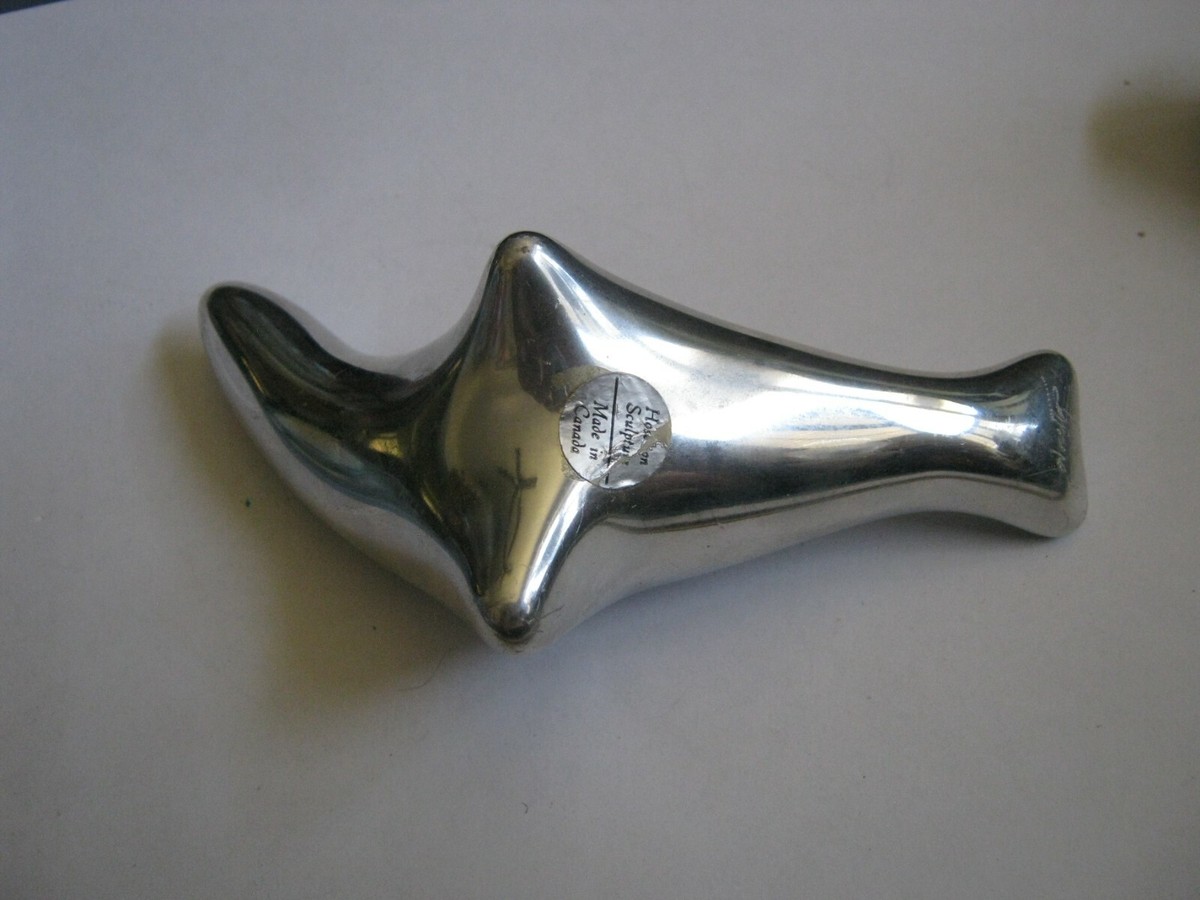 Hoselton Sculpture Canada Aluminum, #124 (Retired?) 5