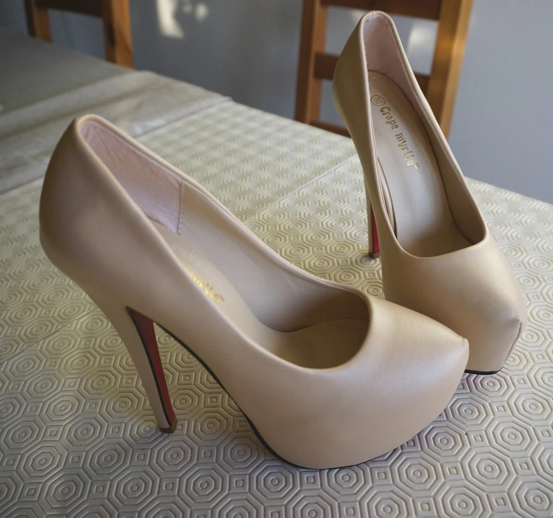 Scarpe decollete color nudo beige