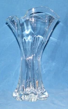 Clear Crystal Art glass Handkerchief Vase Hand Blown Heavy Footed
