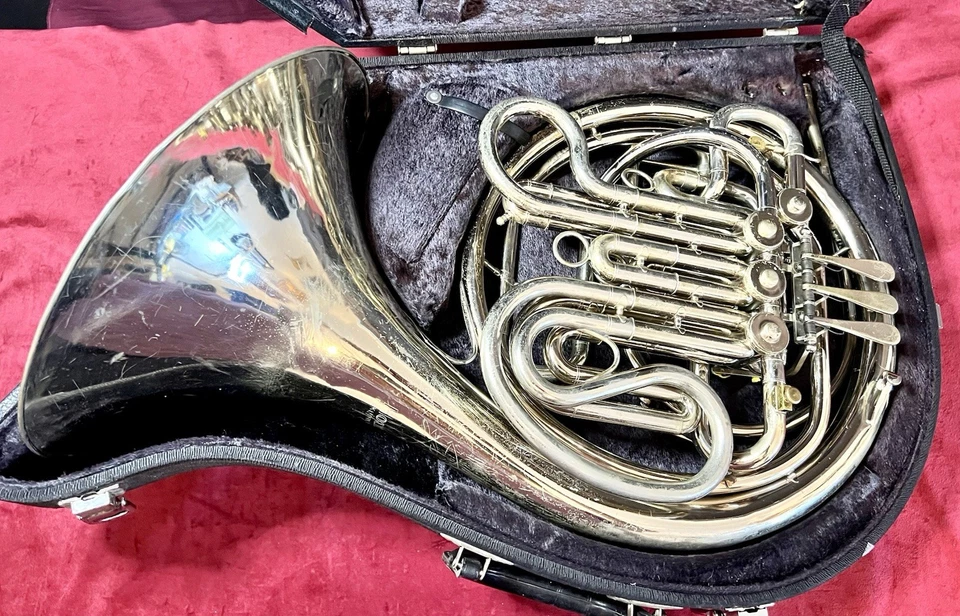 Cuerno francés profesional doble Holton Farkas H177 🔥 listo para jugar 🔥 Foto 2 de 4