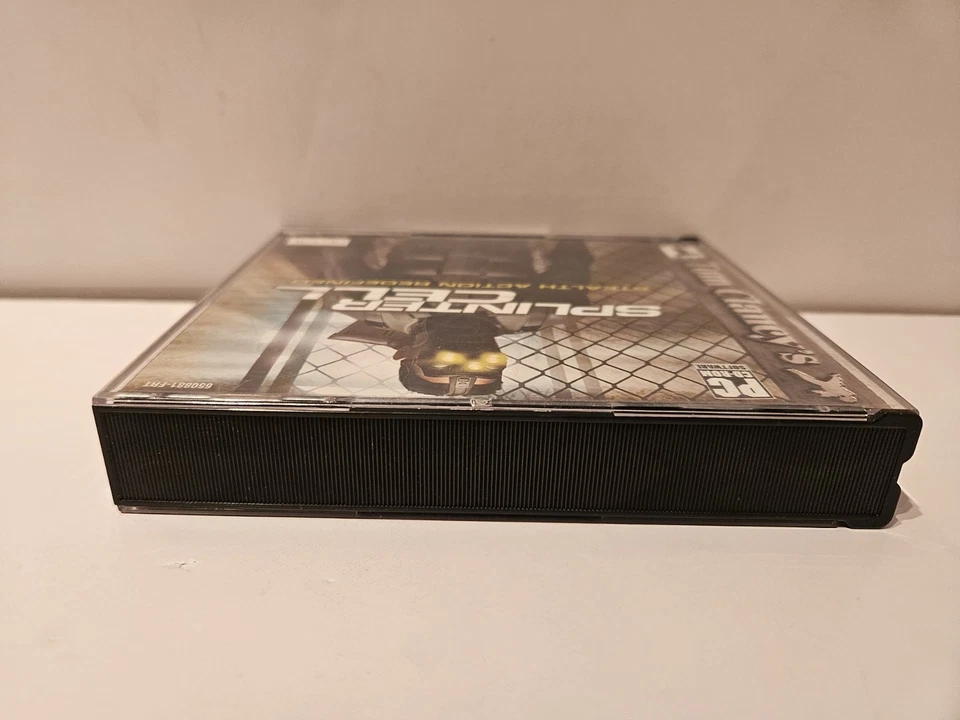 Tom Clancy's Splinter Cell PC CD-Rom Game 3 Disc Set Vintage 2002 Ubi Soft - Image 4 of 4