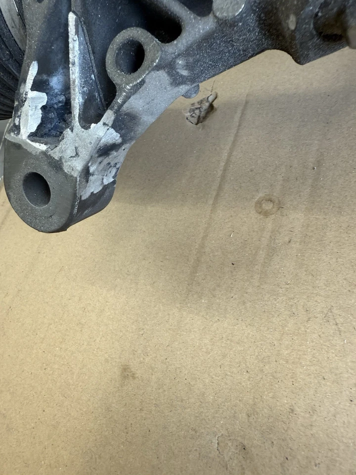 Audi A4. A5. Barra de dirección 2017-2024 Foto 4 de 4