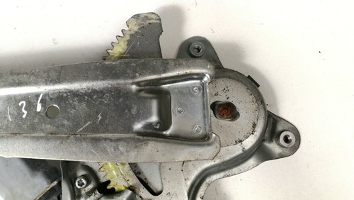 MOTORE REGOLATORE ALZACRISTALLI POSTERIORE DESTRO LEXUS IS250 IS220 2005-2013 85720-58010 OEM - Foto 10 di 11