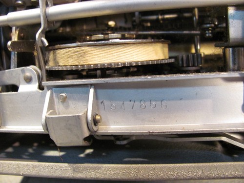 Cursive Olympia SM3 Typewriter minty condition will need lubrication and new rib - Picture 6 of 6