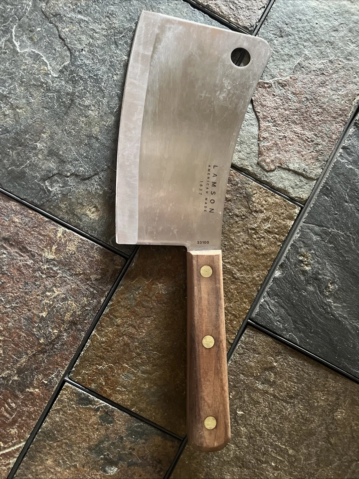 Cuchilla de carne Lamson de 7" con mango de nogal de madera remachada de latón hecha en EE. UU. Foto 2 de 4